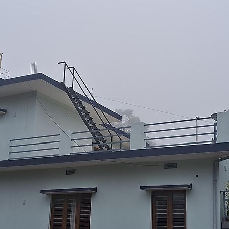 Coorg Teakwood Treasure Homestay Madikeri Zewnętrze zdjęcie